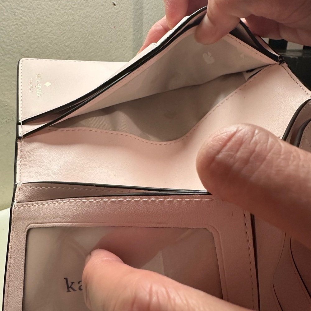 Kate Spade Wallet (Baby Pink) - Picture 8 of 8